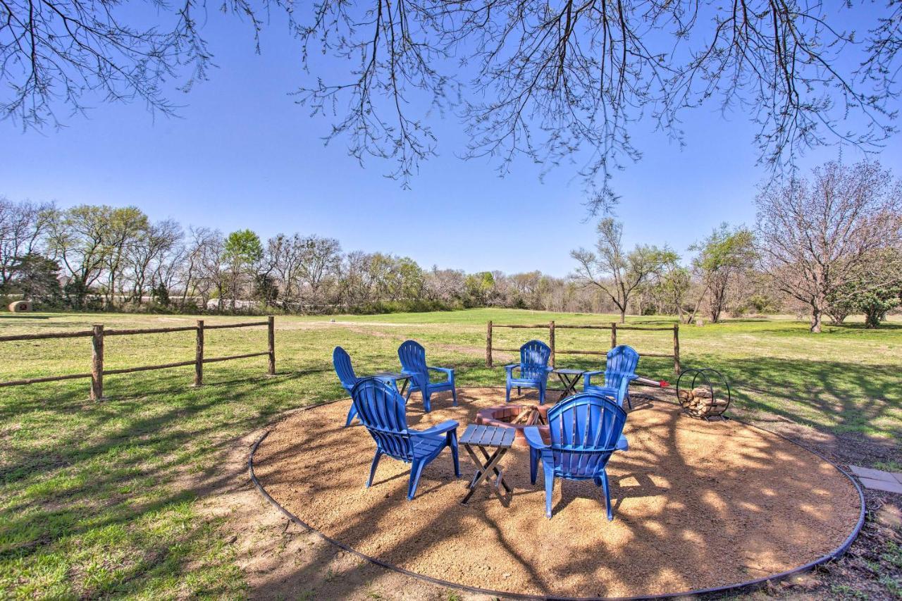 Cozy Mckinney Tiny Home With Porch And Fire Pit! Ngoại thất bức ảnh