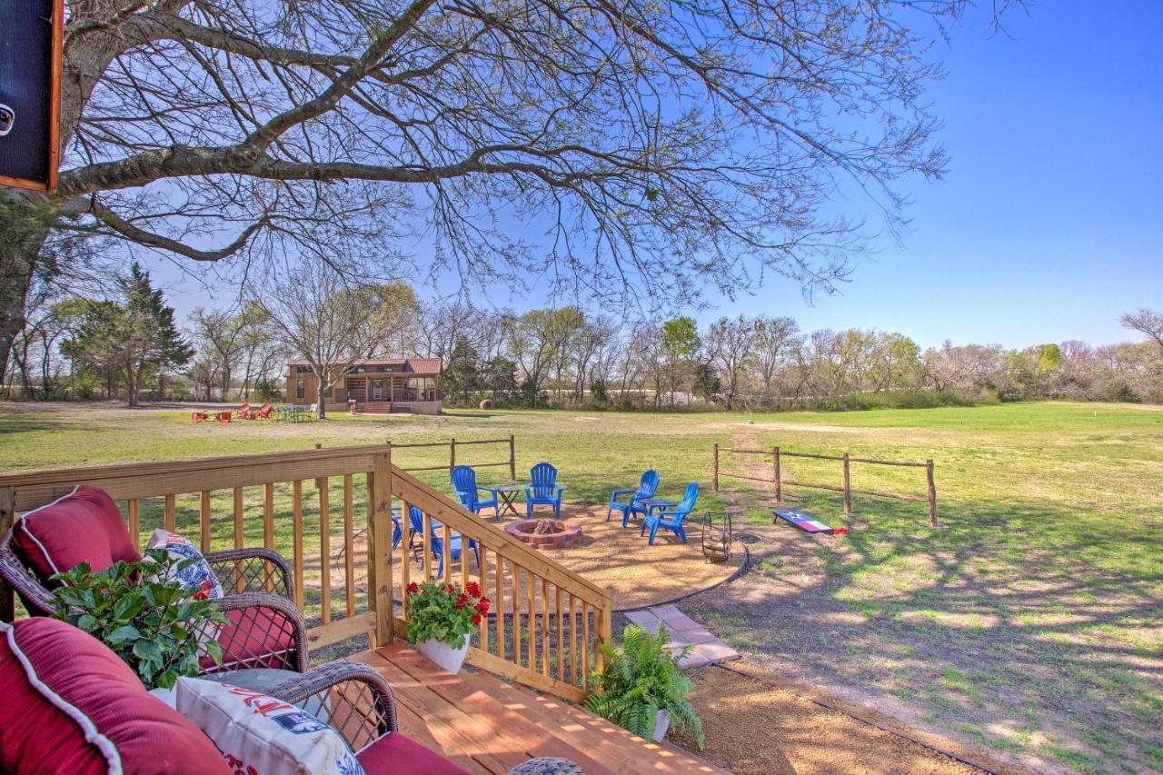 Cozy Mckinney Tiny Home With Porch And Fire Pit! Ngoại thất bức ảnh
