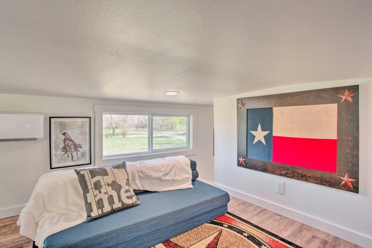Cozy Mckinney Tiny Home With Porch And Fire Pit! Ngoại thất bức ảnh