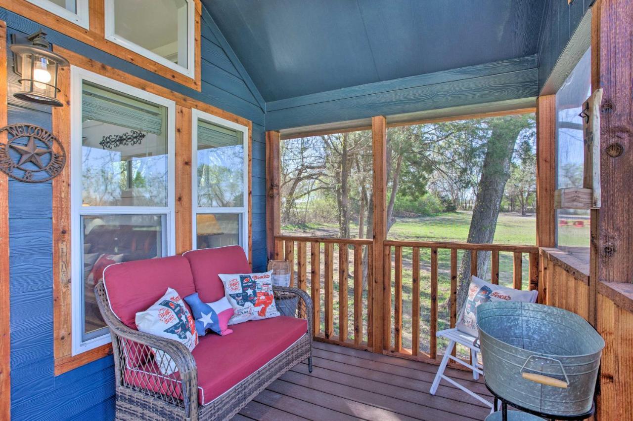 Cozy Mckinney Tiny Home With Porch And Fire Pit! Ngoại thất bức ảnh